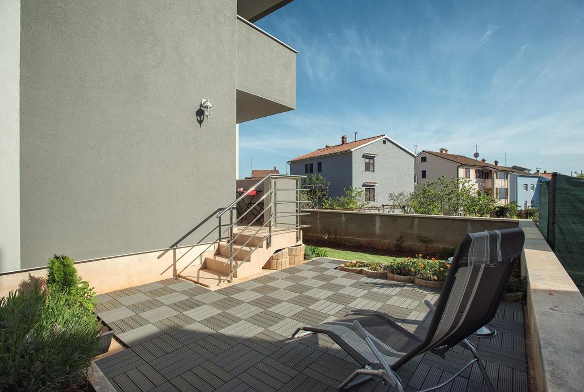 Apartments Elviana Pula Exterior foto
